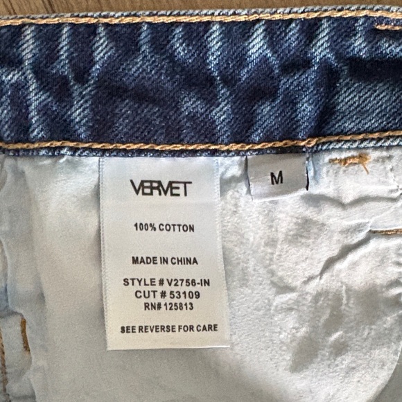 Distressed Denim Shorts - Picture 7 of 7